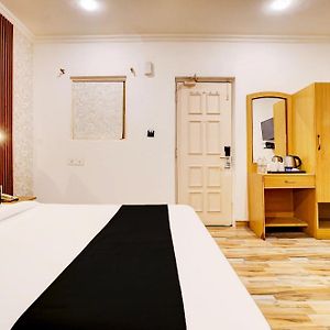 Hotel Jp Palace